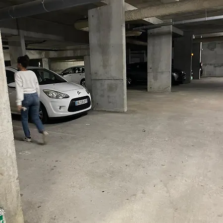 Apartament Larminat Bordeaux